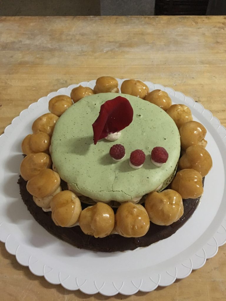 Tarta de macarrons, pistacho y avellana