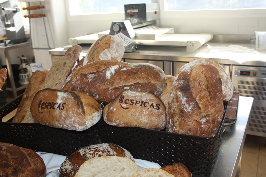 piezas de pan realizadas en la última concentración del año de Los Espigas en Madrid